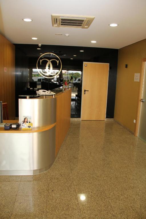 Hotel Chale Паредес Екстериор снимка